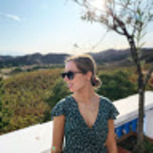 Meet your Posher, Adriana